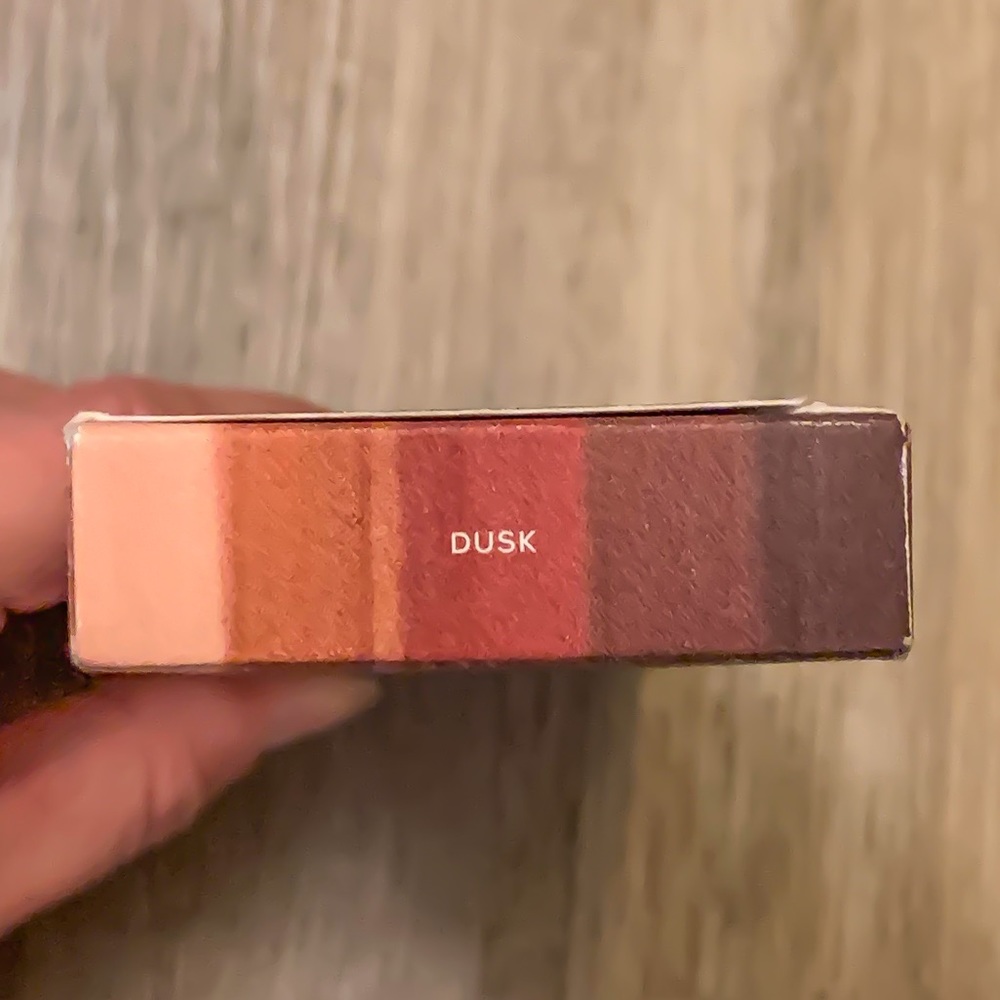 BareMinerals Bounce & Blur Palette - Dusk - Picture 6 of 6